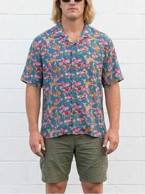 Benson Shirt Mens XL Blue Orange Koi Fish Short Sleeve Button Up Shirt Novelty